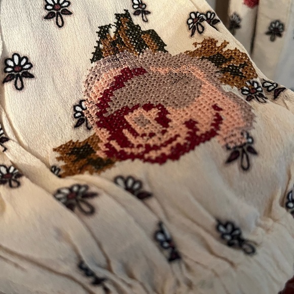 Willow & Clay Cream embroidered floral cardigan/kimono Sz S Women Open Front - Picture 4 of 7
